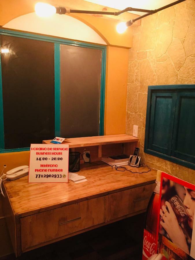Hostal Makea Pachuca Eksteriør billede